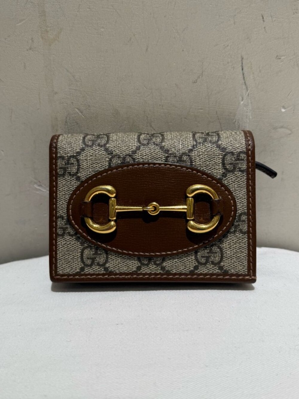 Gucci 1955 Horsebit GG Supreme Compact Wallet Card Holder